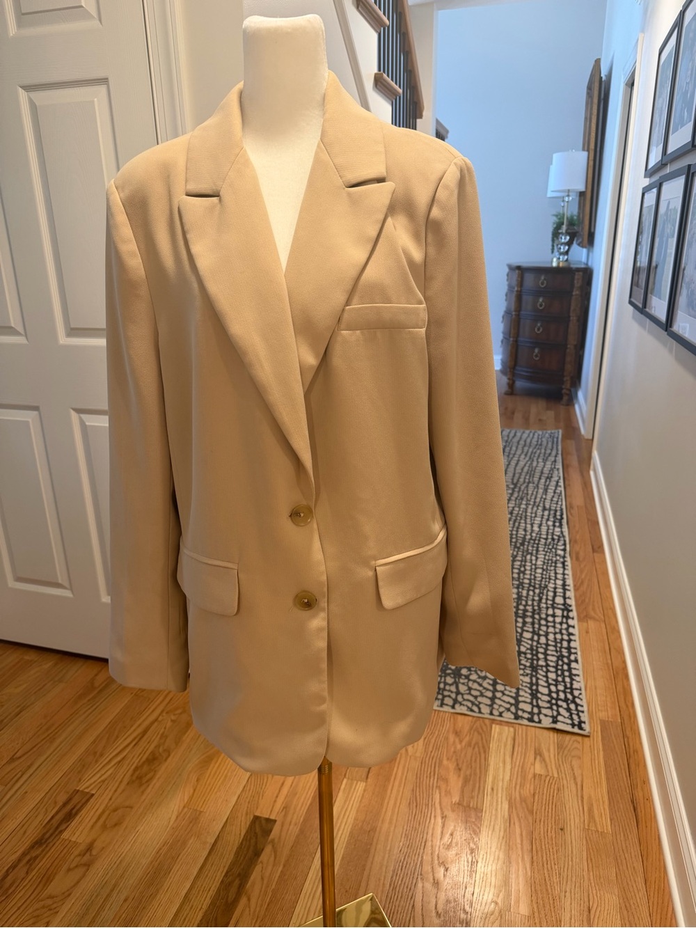 Classic Women's Cream/Kaiki Blazer Jacket - Picture 8 of 8